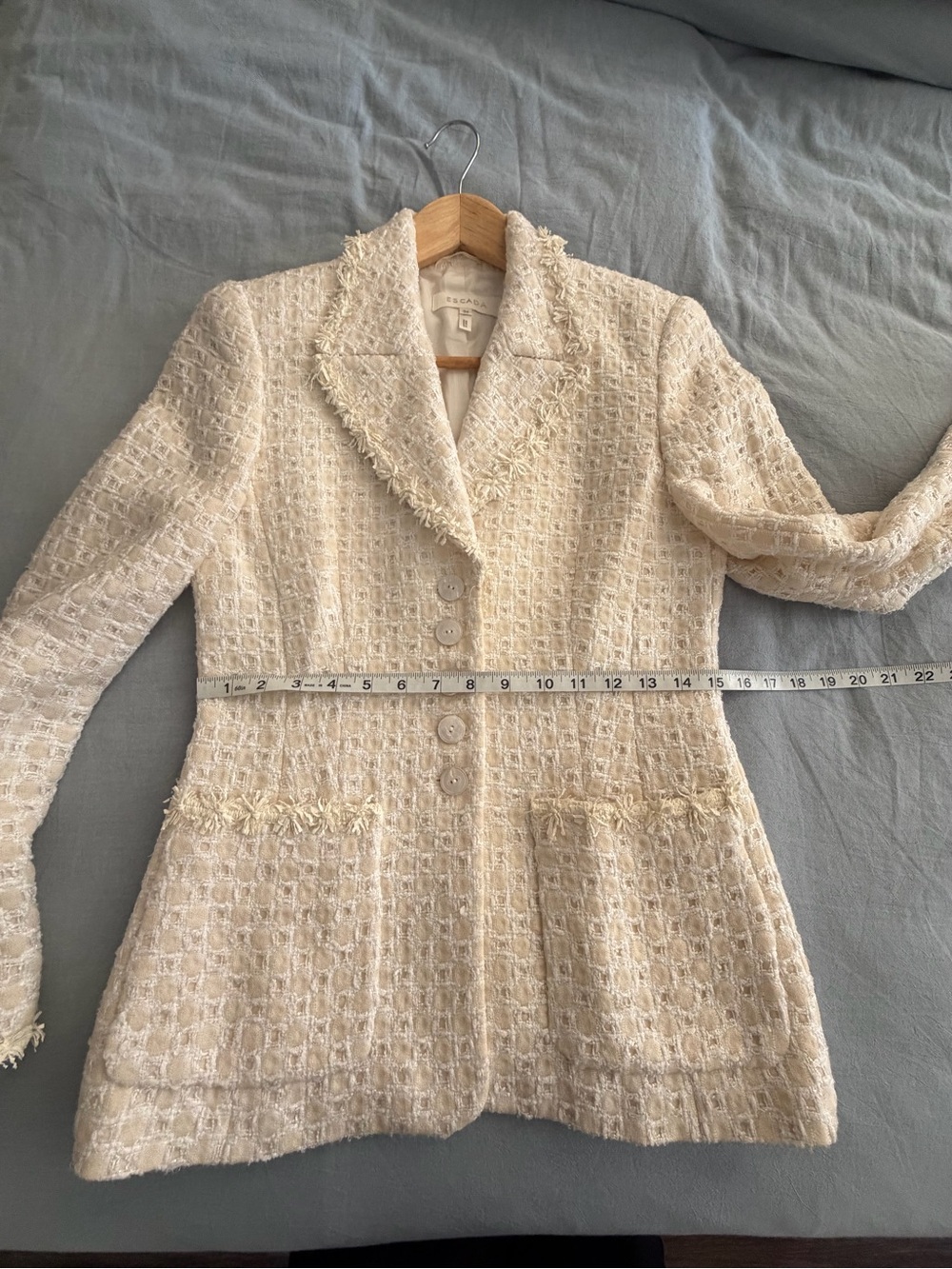 Escada Cream Tweed Fringe-Trim Blazer - Picture 4 of 7